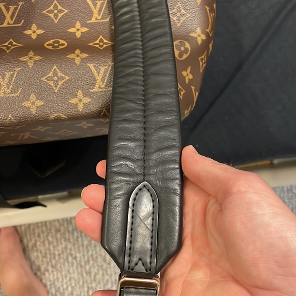 Louis Vuitton backpack monogram great condition - Picture 12 of 14